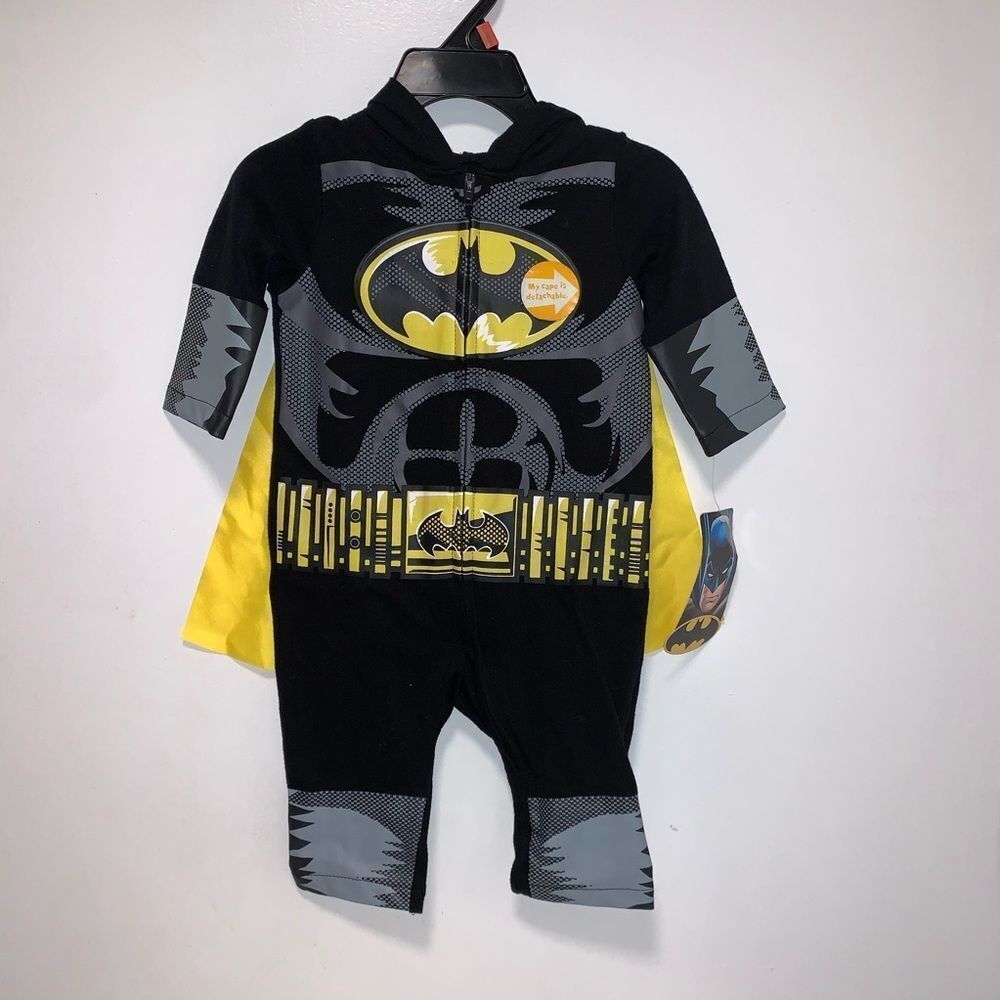 Batman Pajama/Playsuit with Cape 0-6M‎